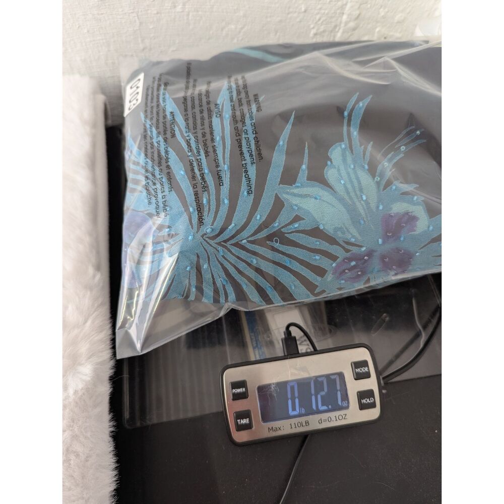 Elegant Black and Blue Floral Midi Dress - Picture 13 of 13